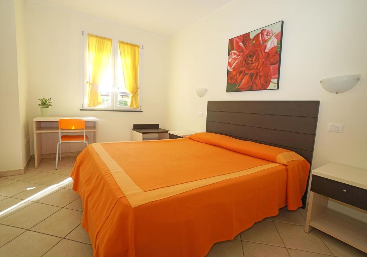 Superior Two-Bedroom Apartment Split Level