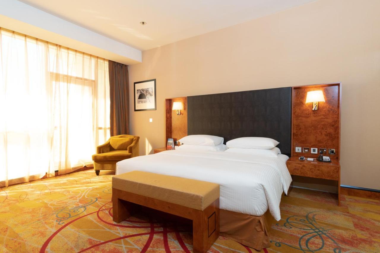 Family Suite complimentary shuttle to DXB Airport Terminal 1 & 3 on all hotel operated F&B outlets