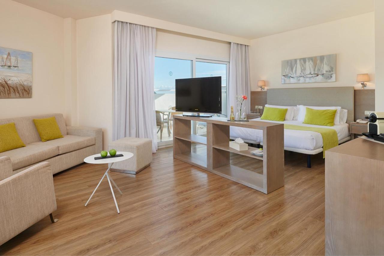 Junior Suite with Balcony (Adults only),1006851448:JPEG