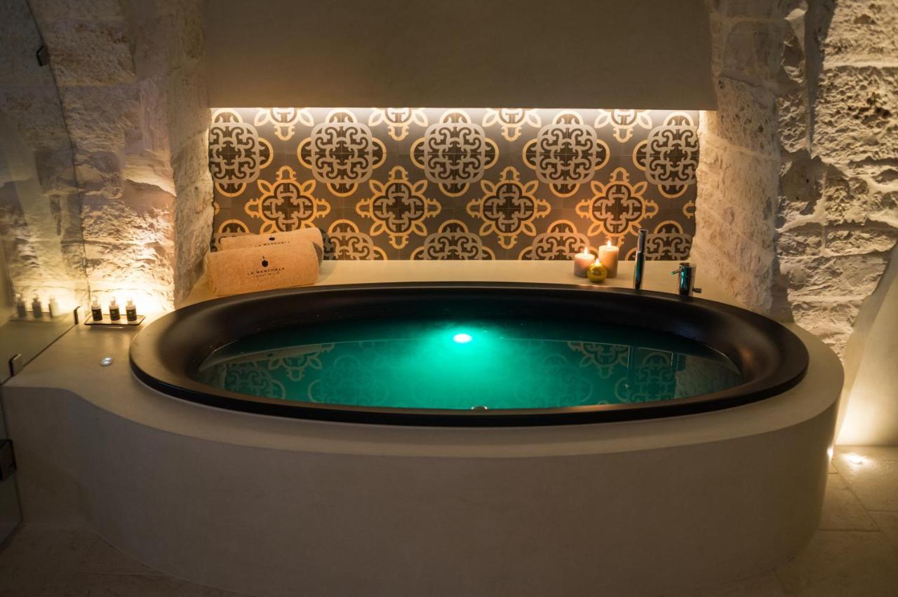 King Room Spa Bath