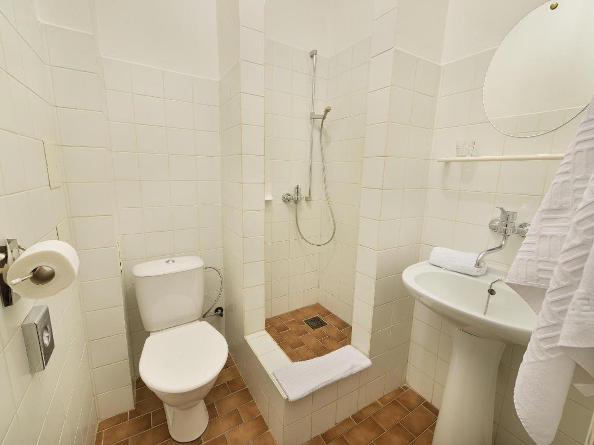 Chambre Double ou Lits Jumeaux avec Parking