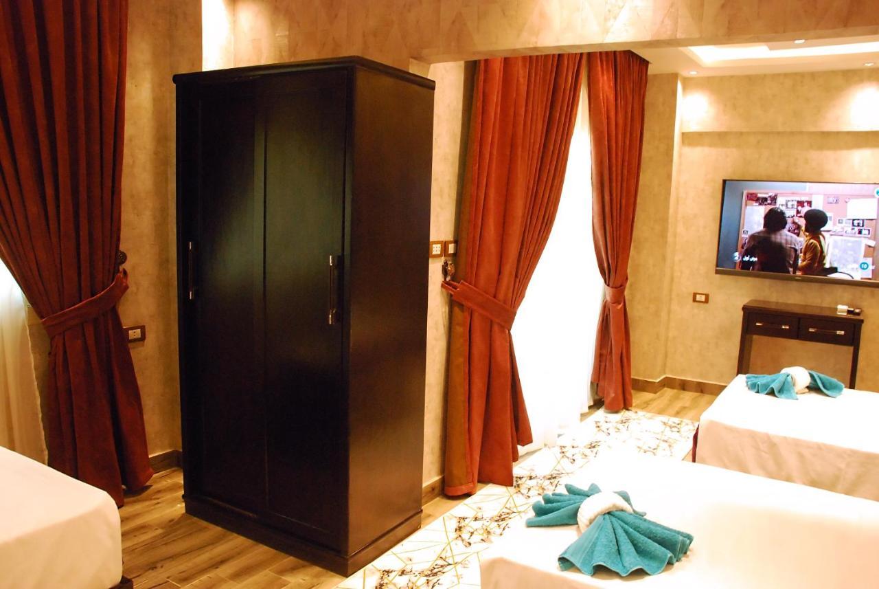 Triple Room Private Bathroom