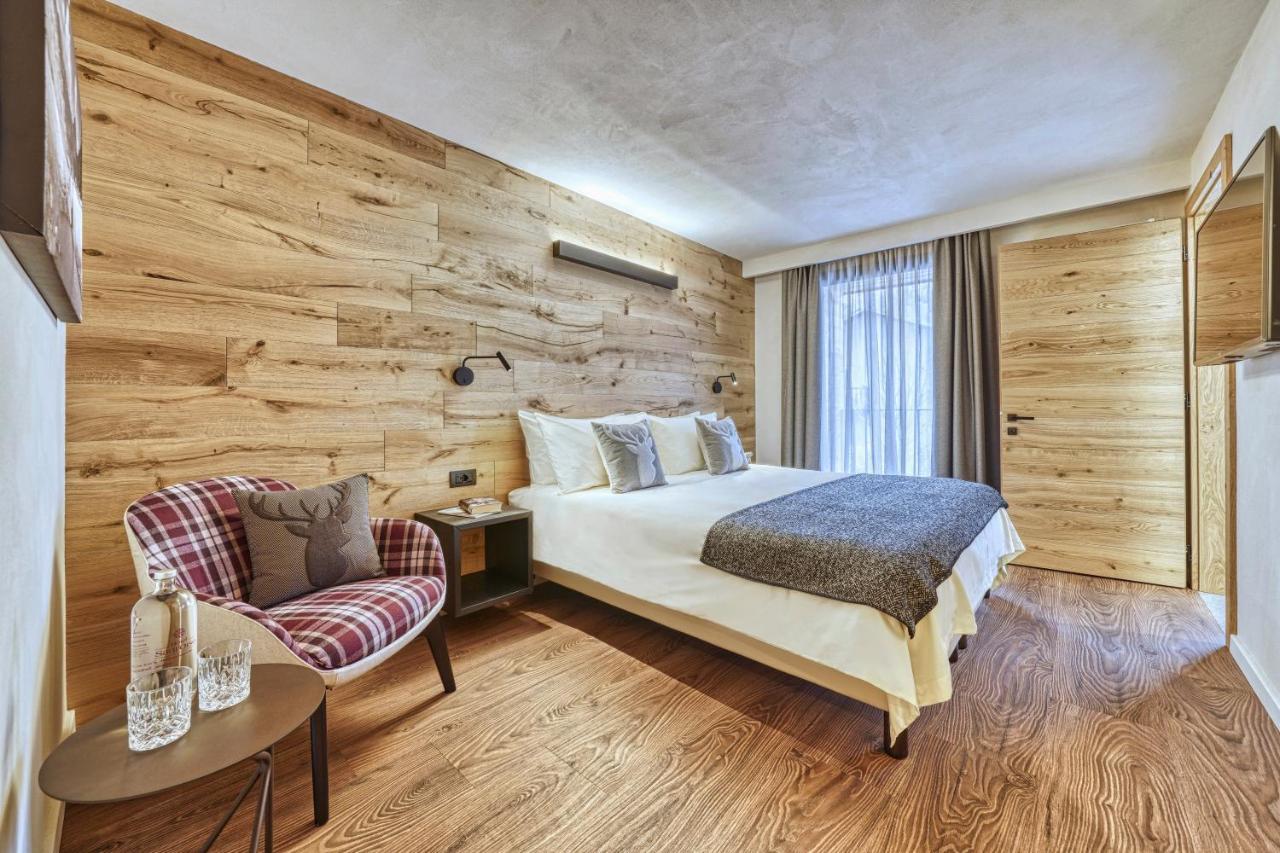 Deluxe Double or Twin Room City View