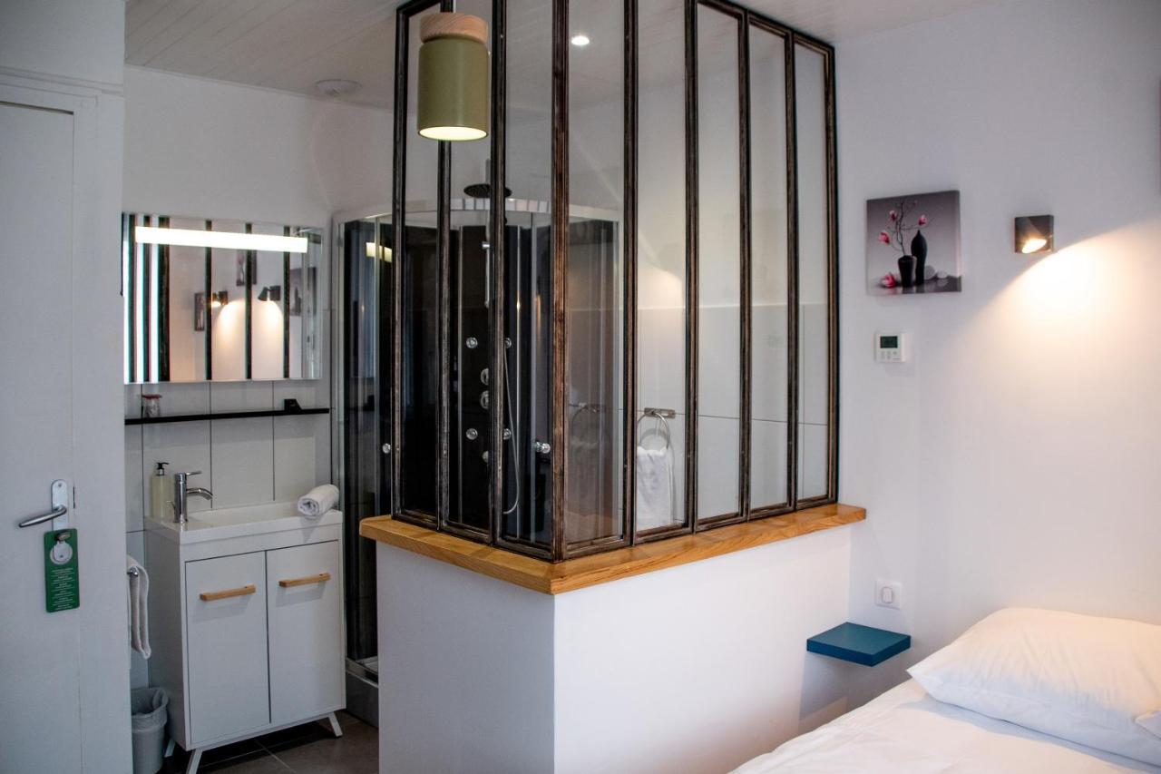 Small Single Room