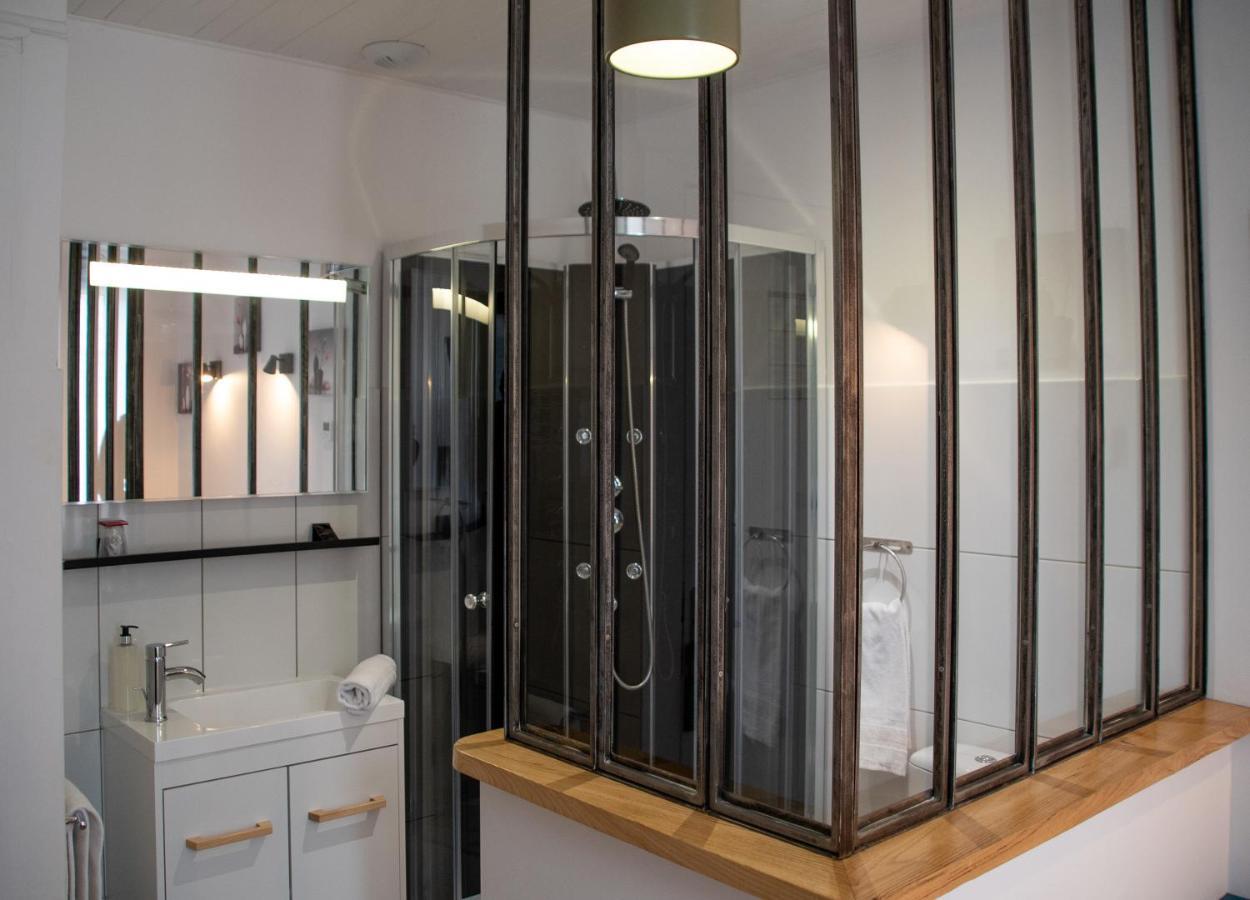 Small Single Room