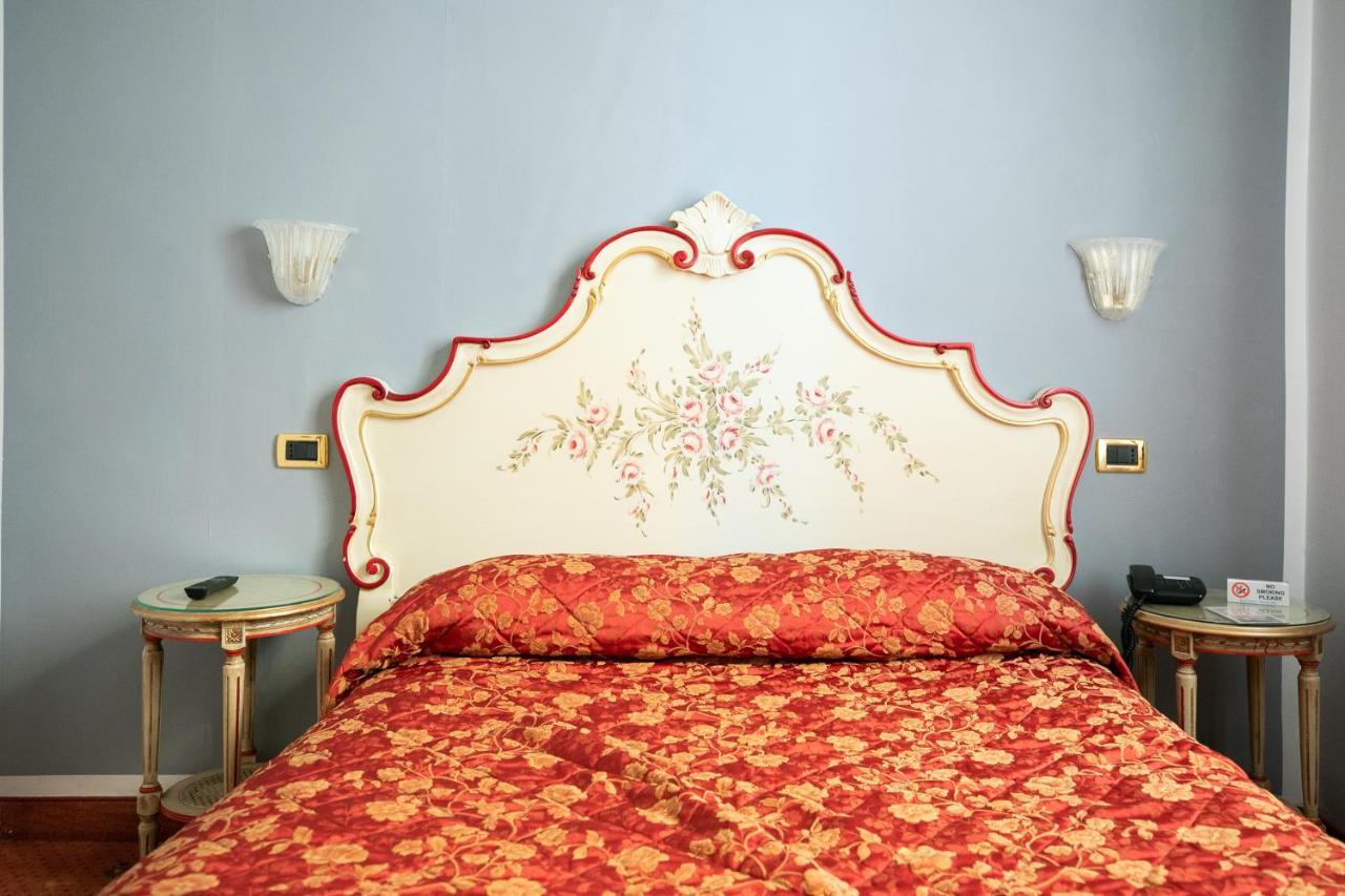 Classic Double Room,1105535979:JPEG