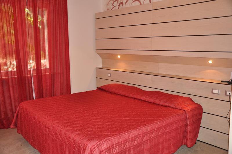 Superior Deluxe Double or Twin Room