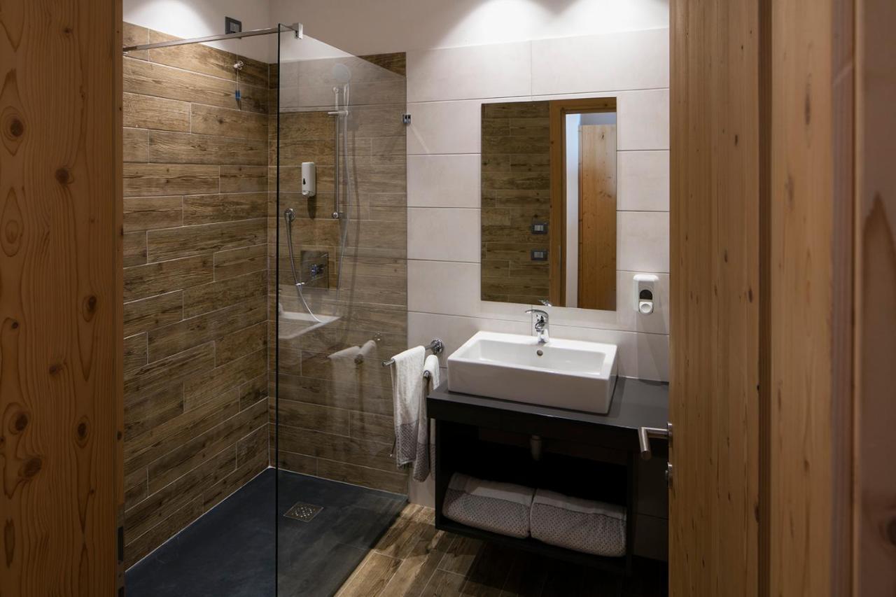 Double or Twin Room Mountain View