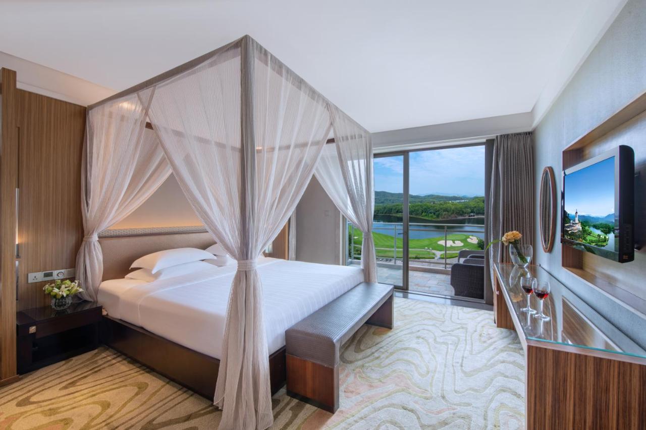 Grande Deluxe Suite All Lake View