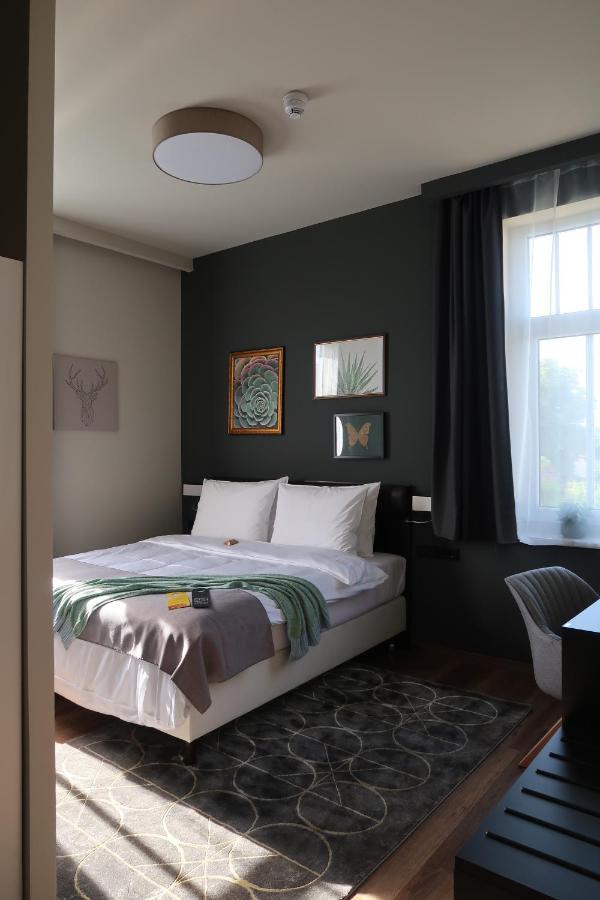 Double Room,1131179829:JPEG