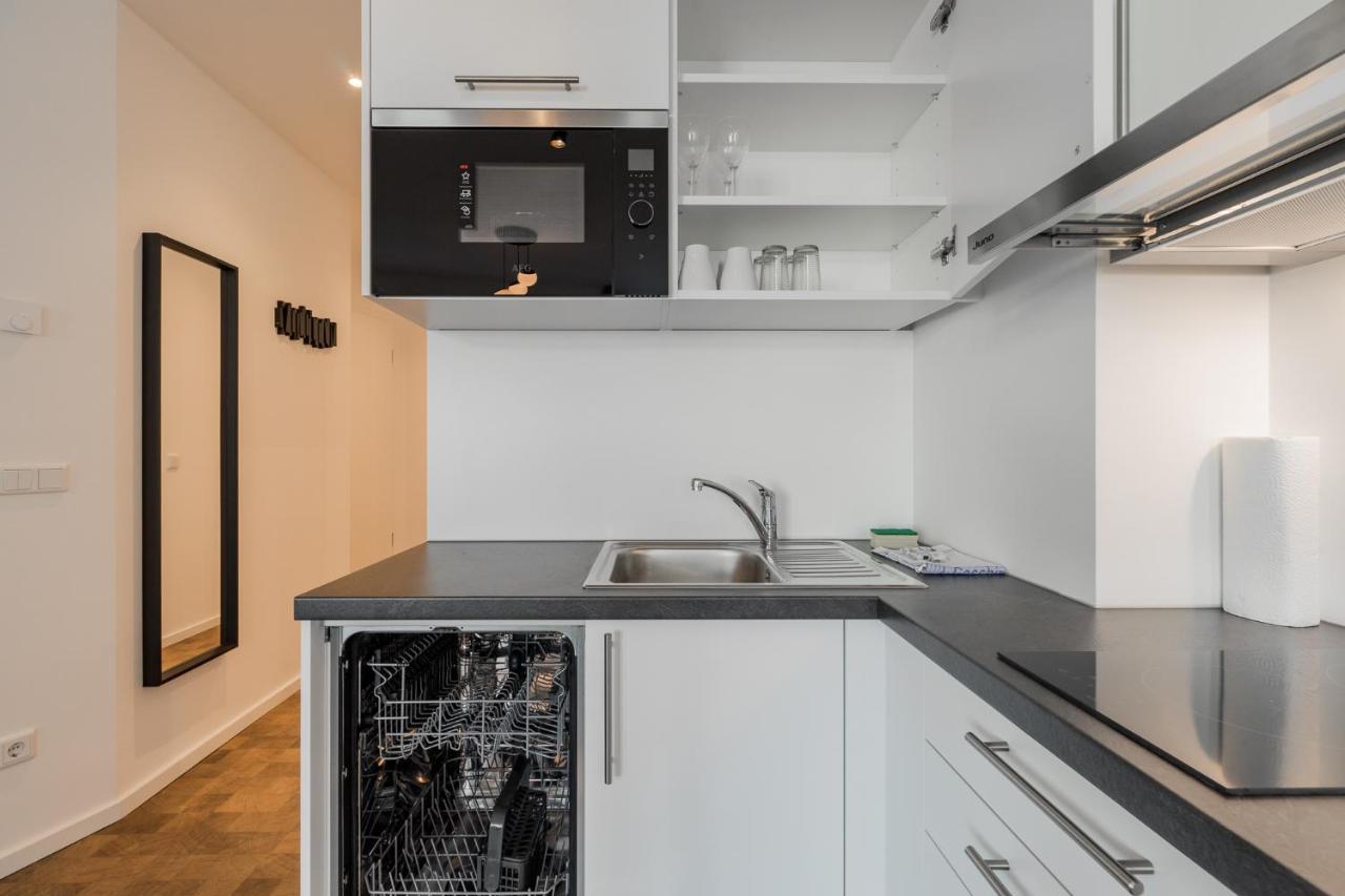Studio für 3 Personen