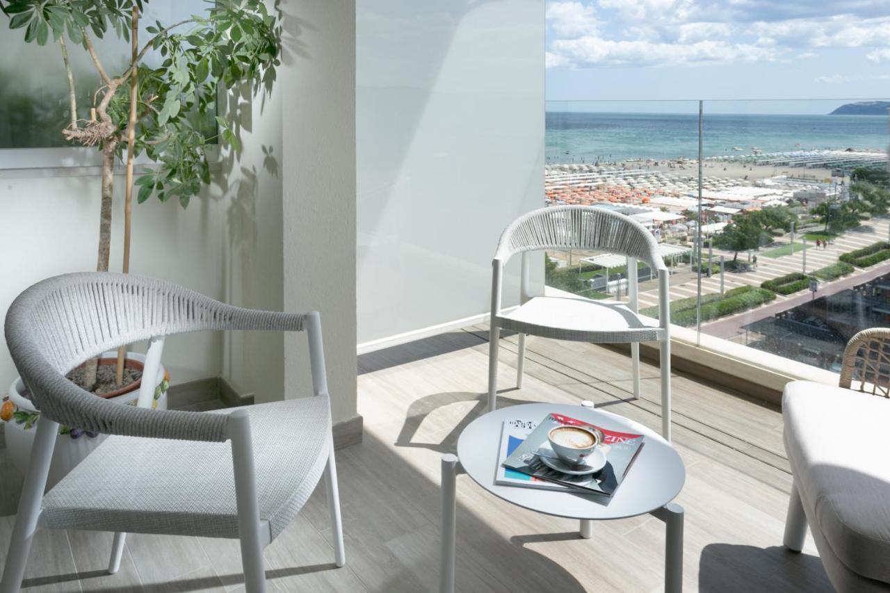 Queen Suite Sea View