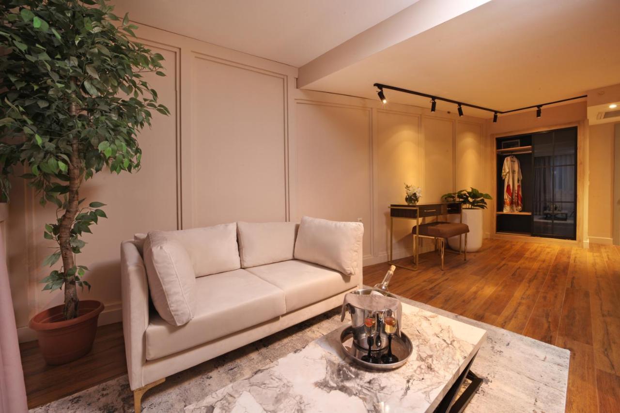 King Room Spa Bath,1147201951:JPEG