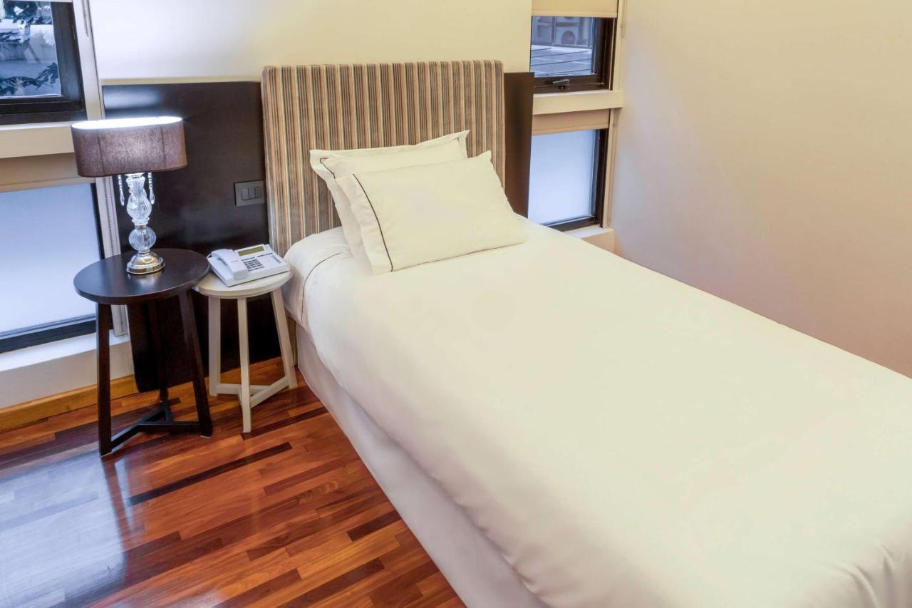 1 Double Bed Concept Mobility Accessible Room Non Smoking,1149915955:JPEG