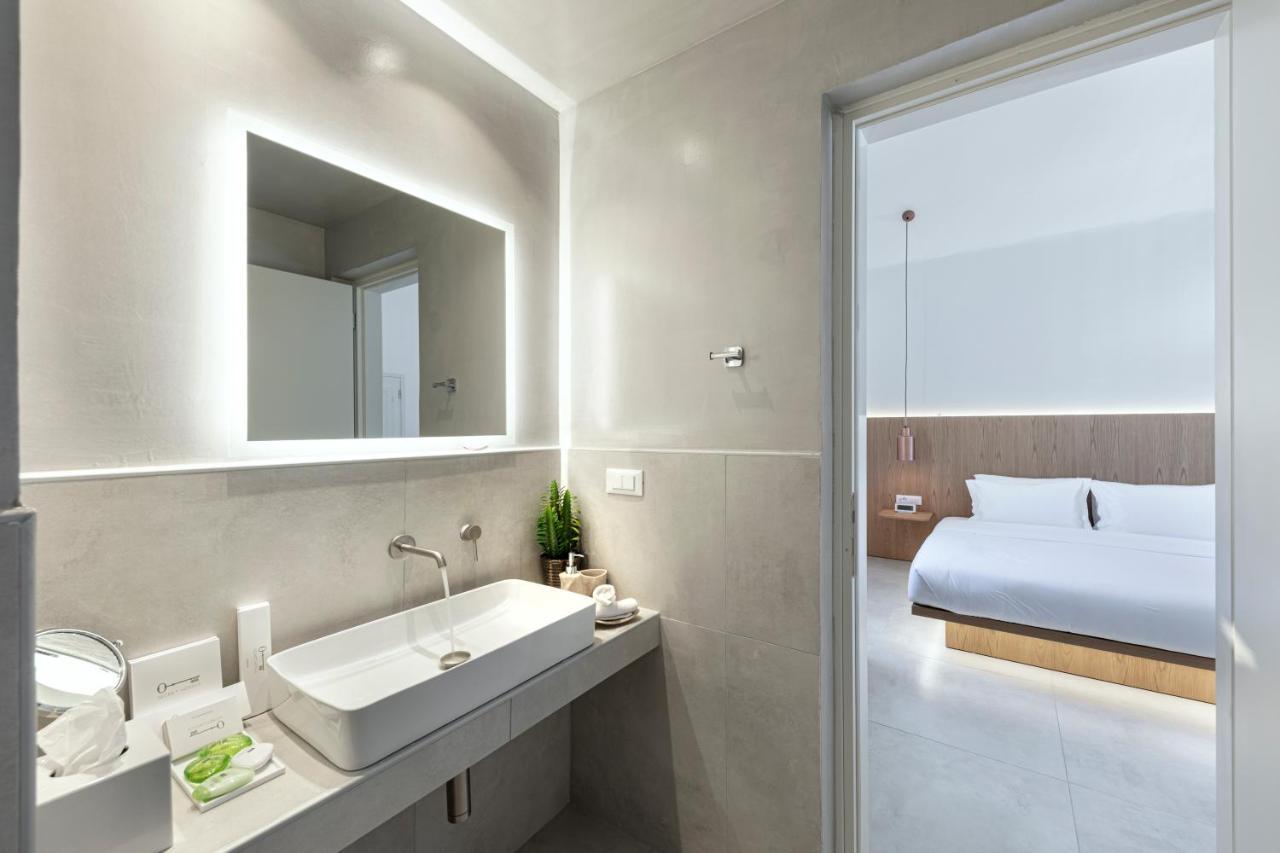 Aqua Pool Suite