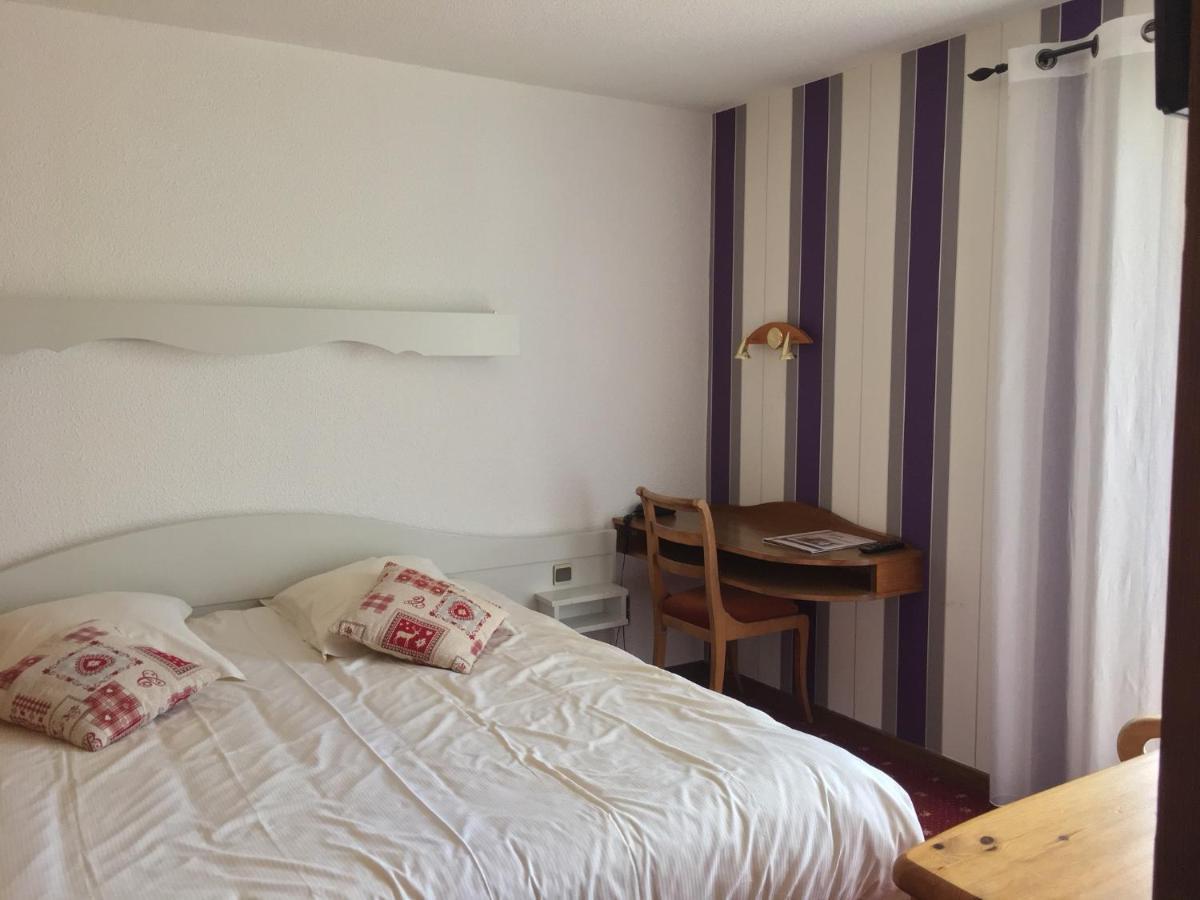 Double or Twin Room Bath
