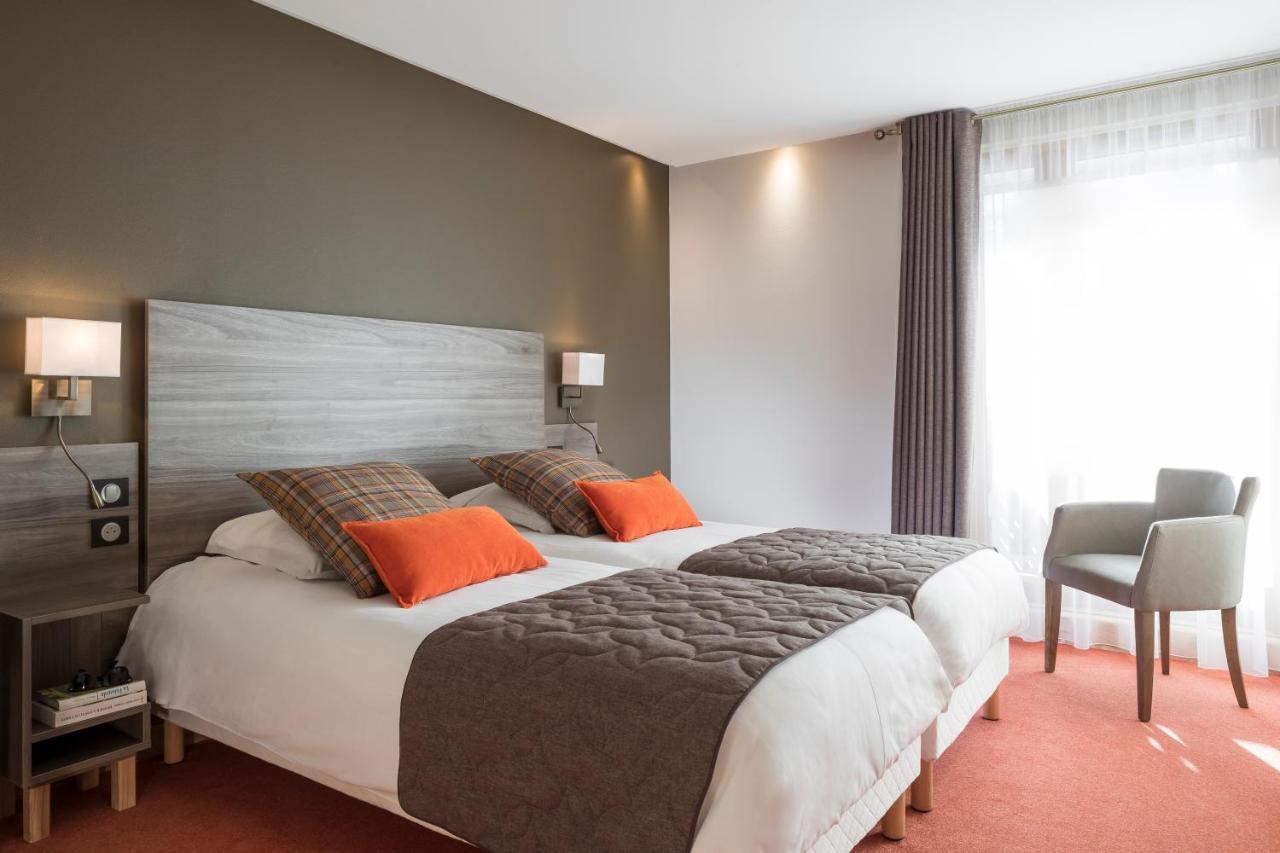 Deluxe Double Room Bath