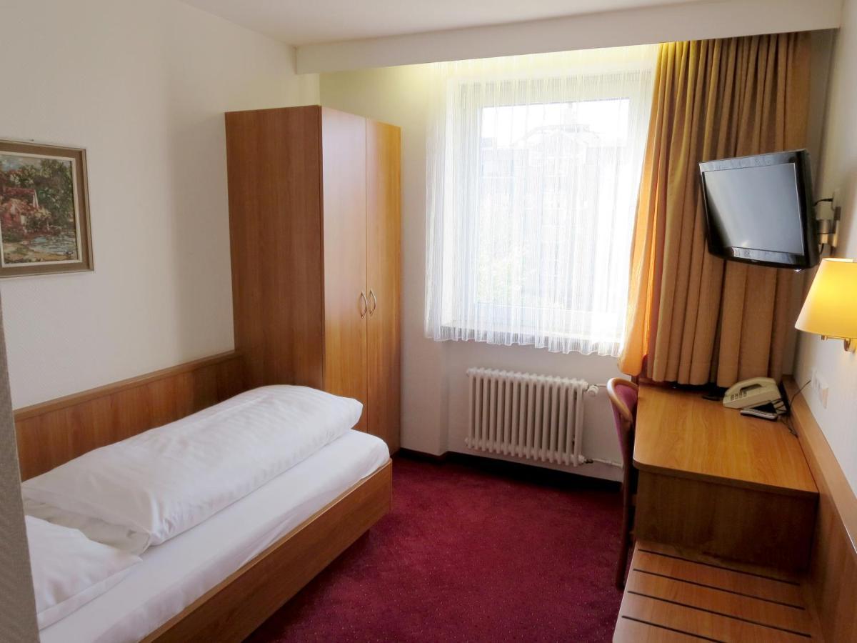 Single Room