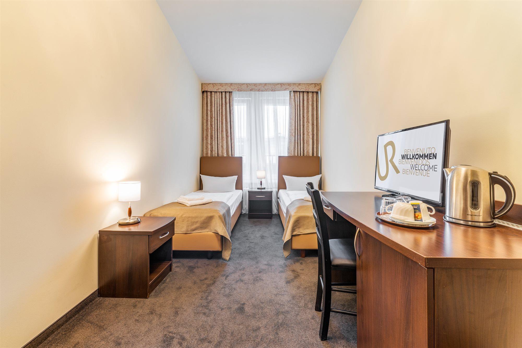 Economy Twin Room