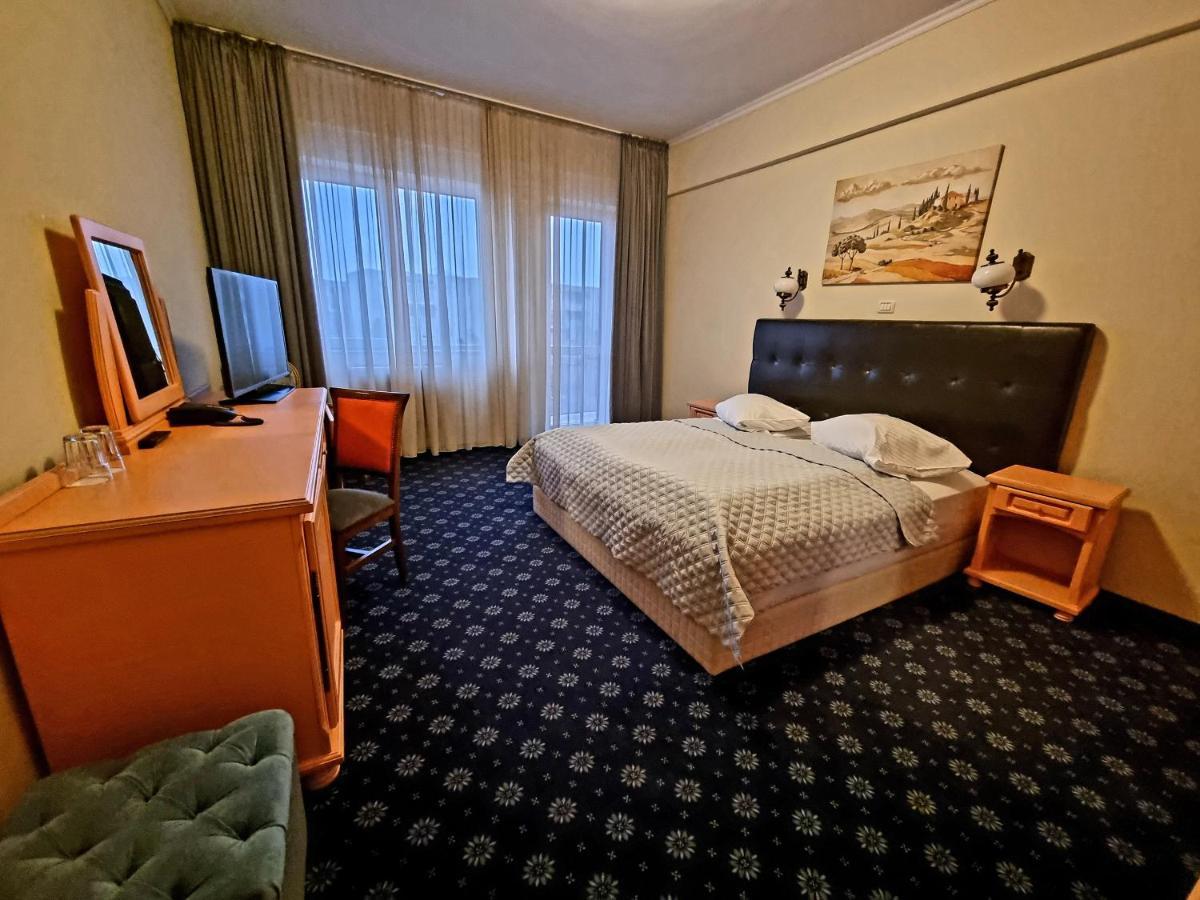 Double Room,1165577919:JPEG