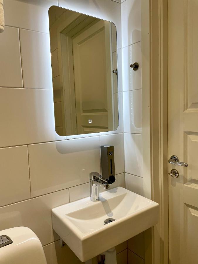Single Room with Bathroom