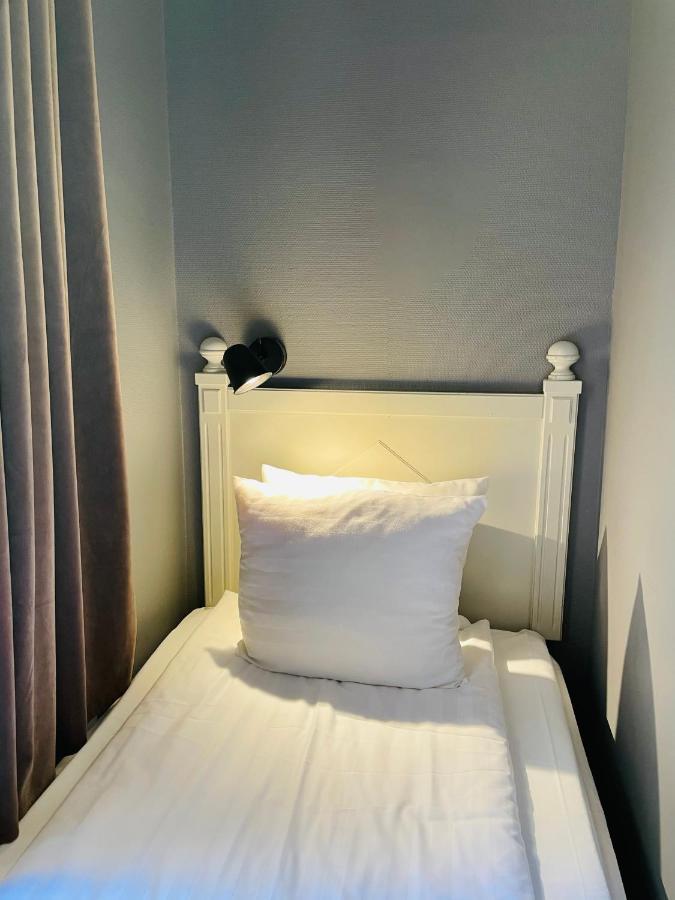 Small Single Room