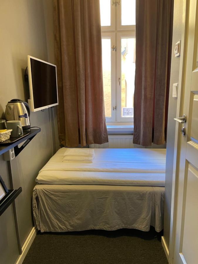Small Single Room