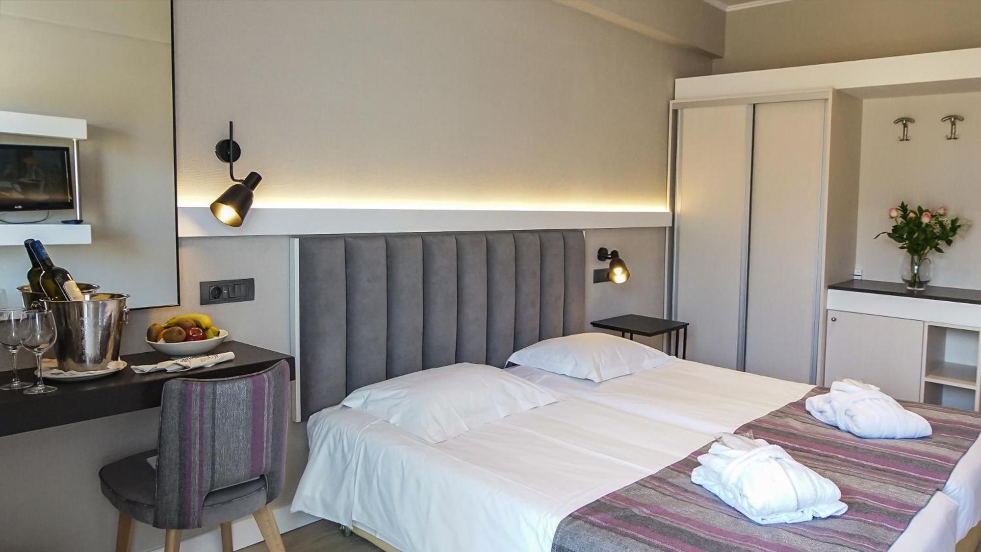 Executive Double or Twin Room with Acropolis View,1273327135:JPEG