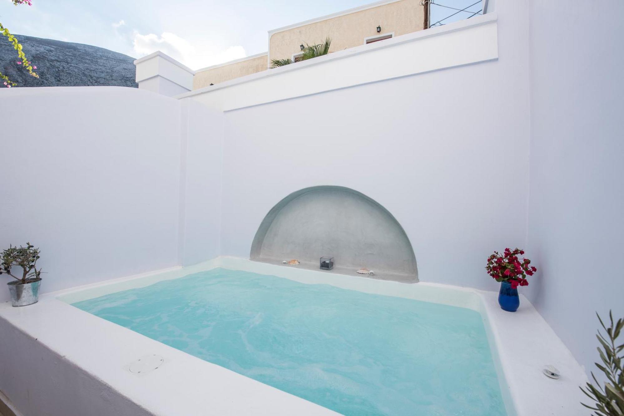 Family Suite Private Pool