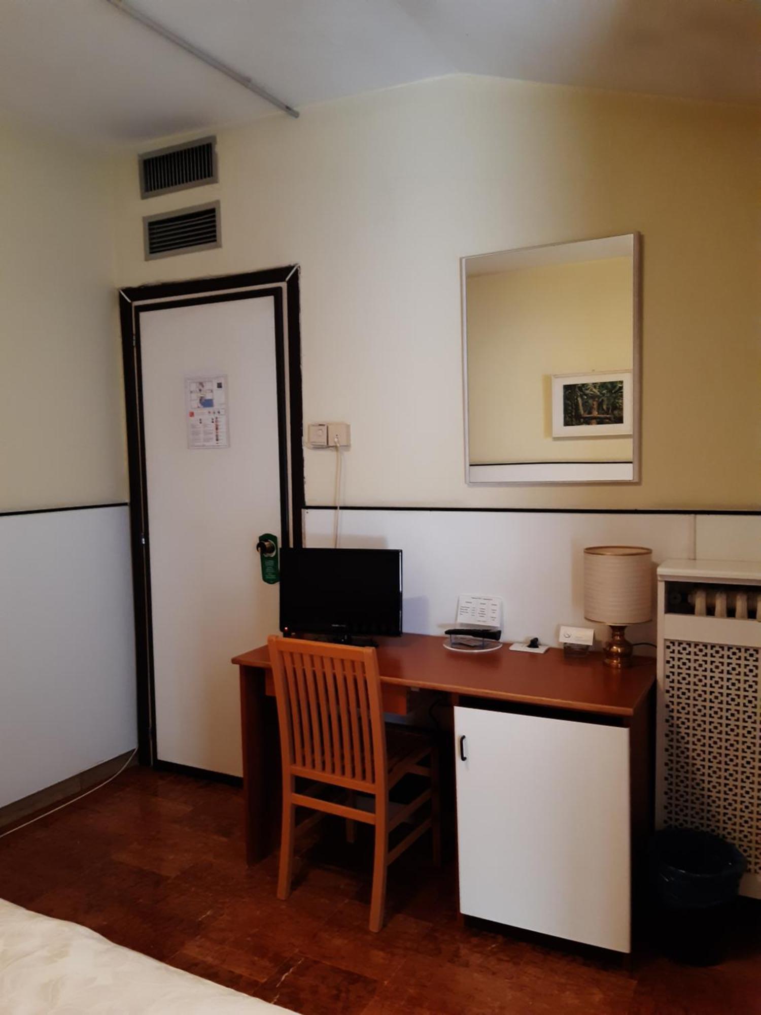 Habitación Individual Económica