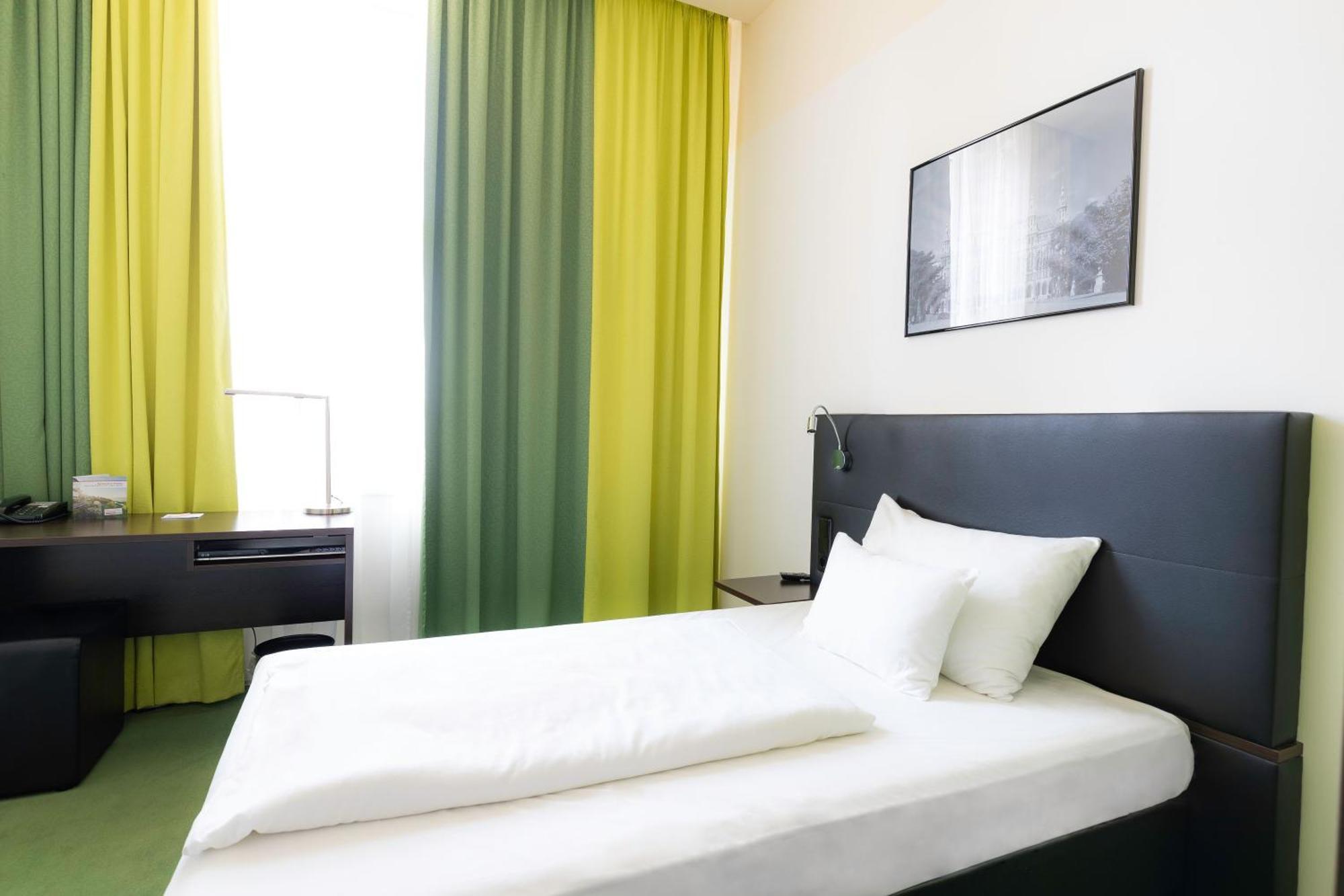 Economy Single Room
