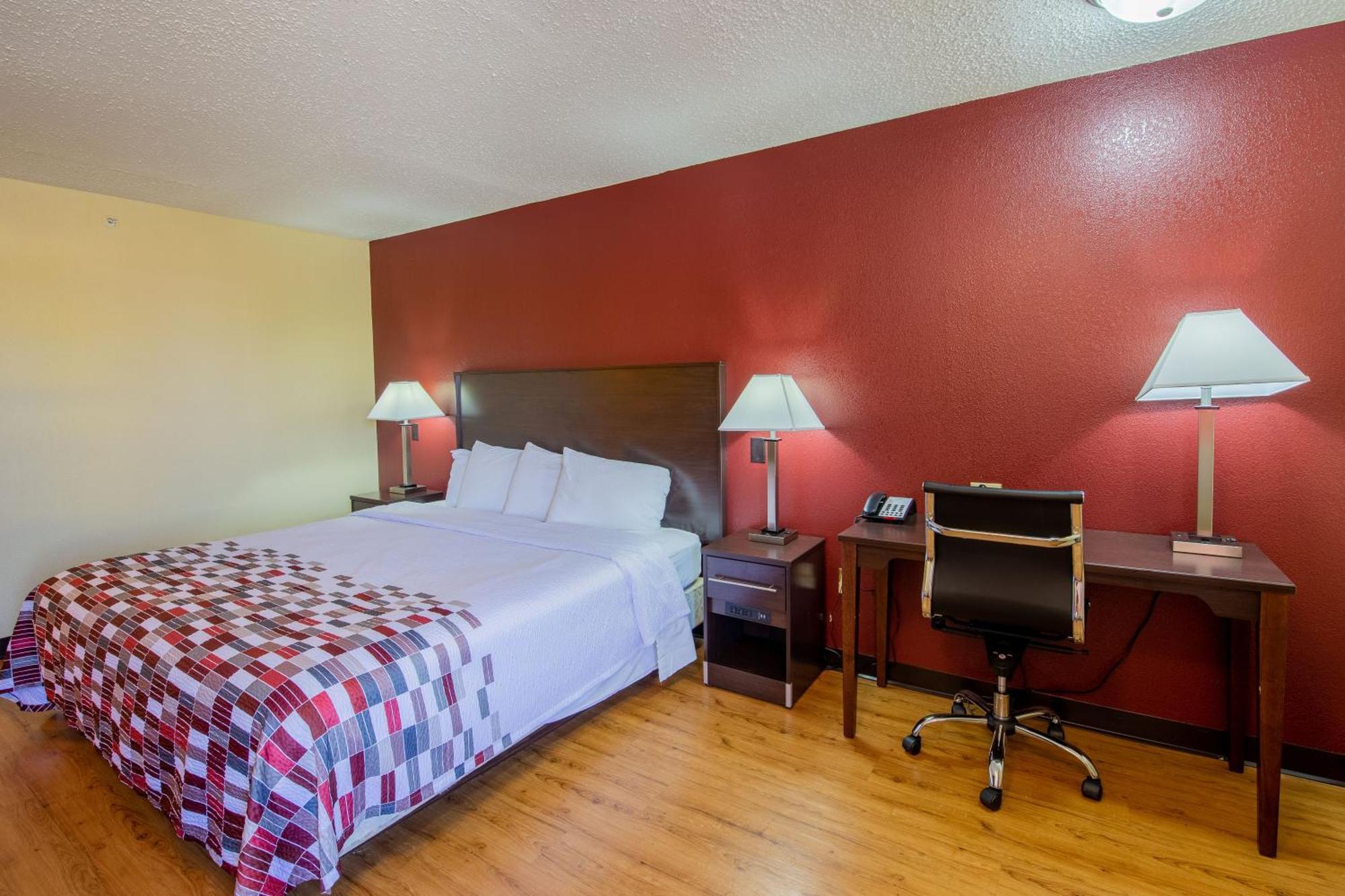 Superior King Room Disability Access Non-Smoking