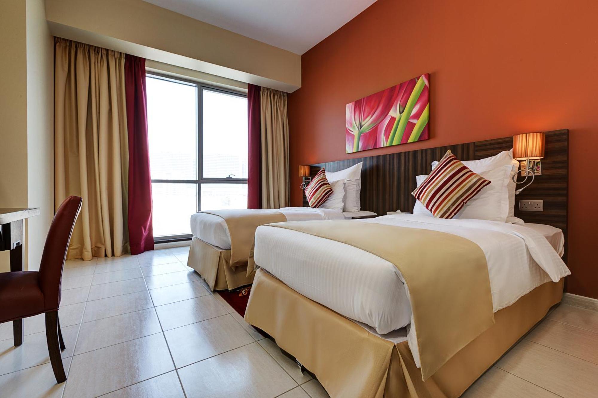 Deluxe Two Bedroom Apartment Balcony