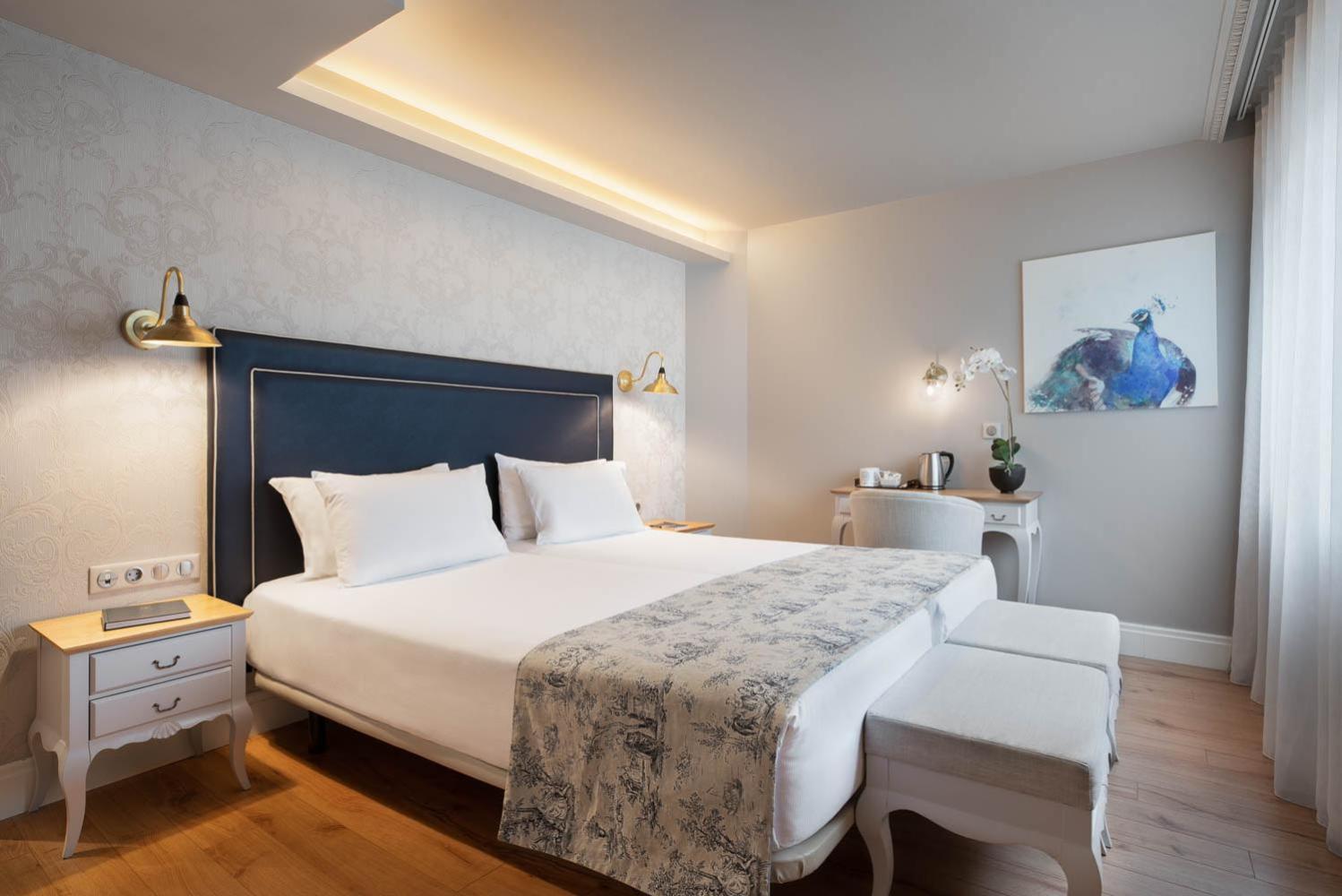 Double or Twin Room,525935781:JPEG