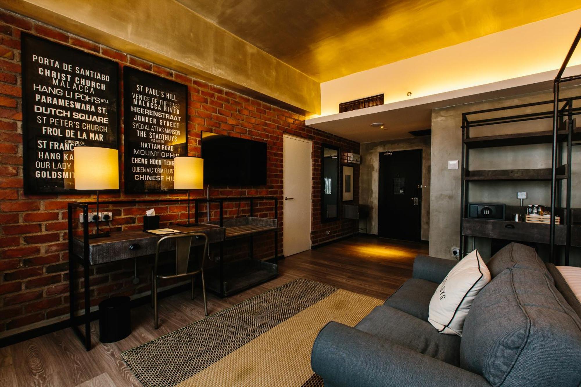 Premier King Room