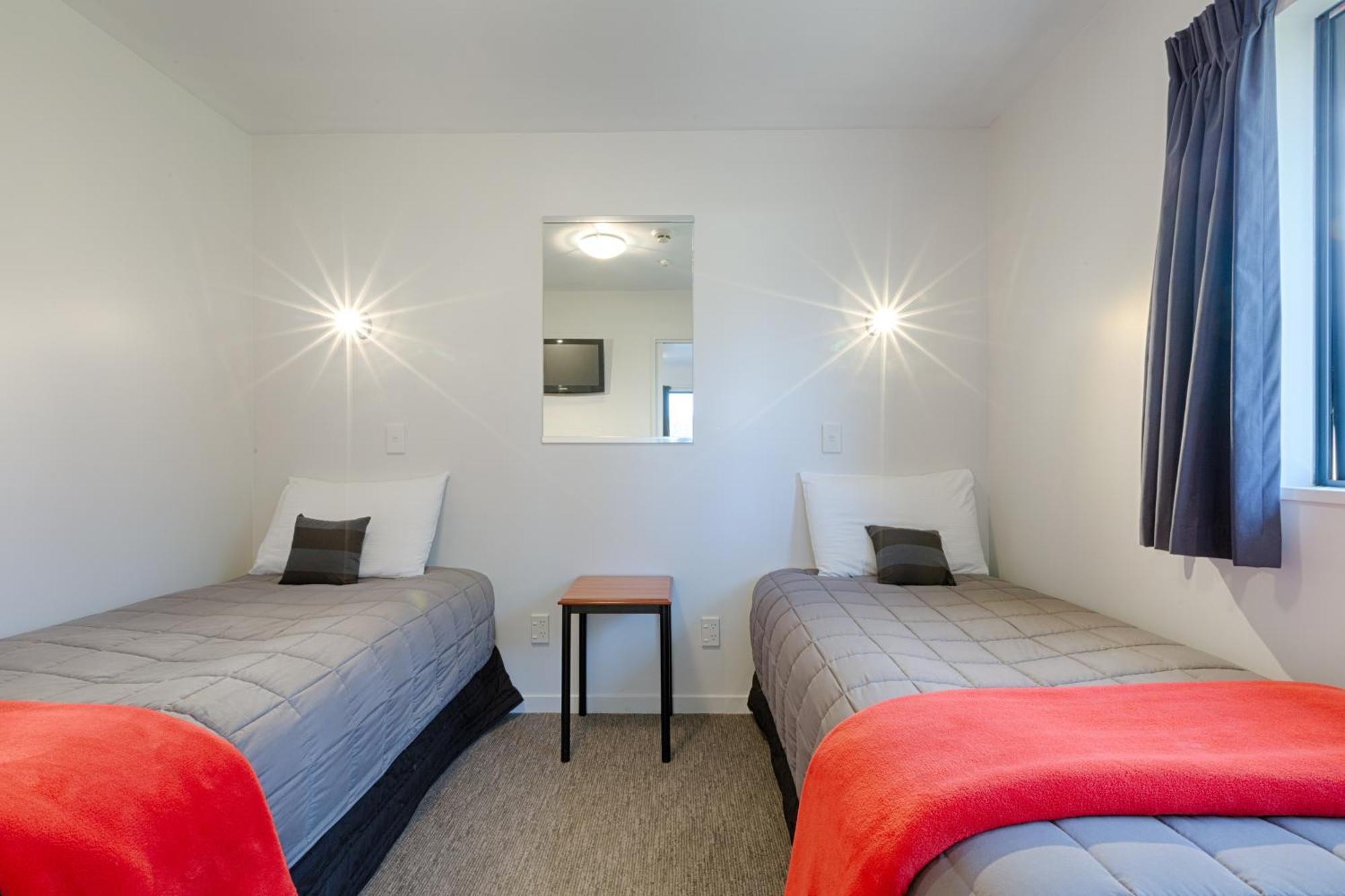 One Bedroom Apartment