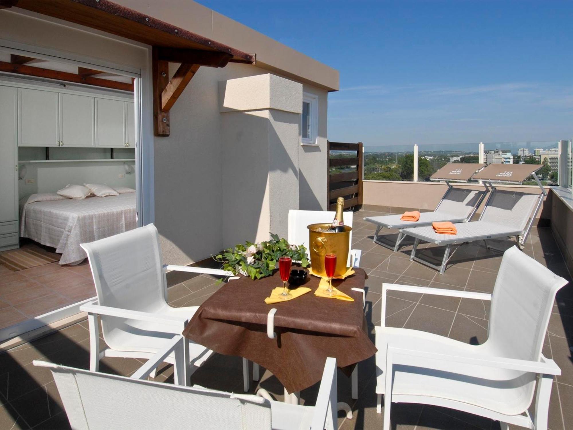 Double Room Balcony Sea View