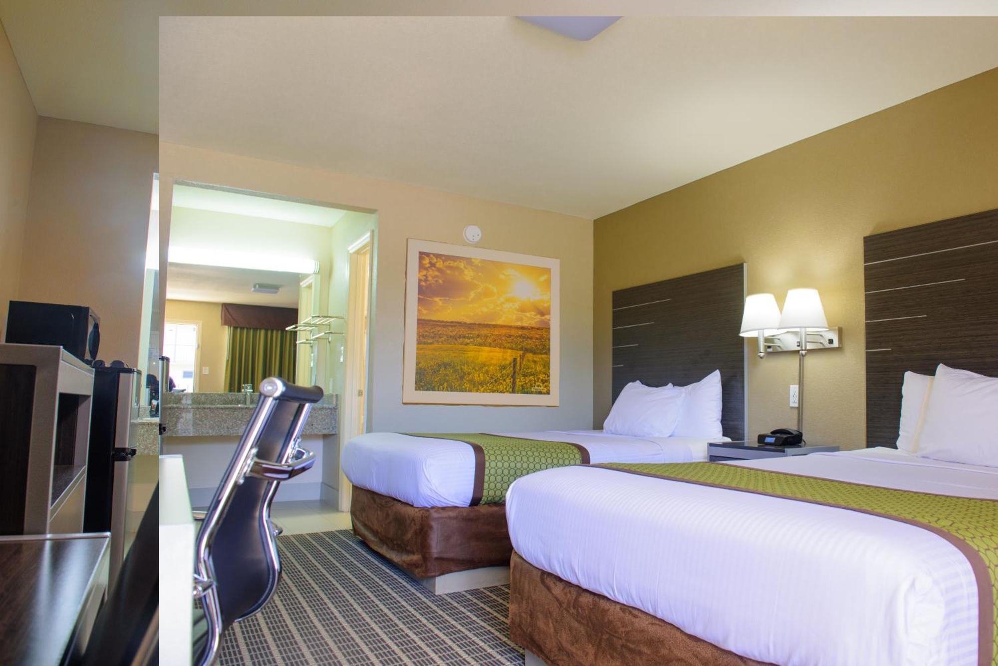 Quadruple Room Two Queen Beds Non Smoking