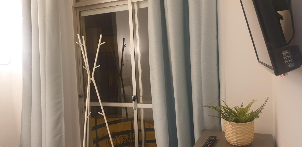 Single Room with Balcony,1231564382:JPEG