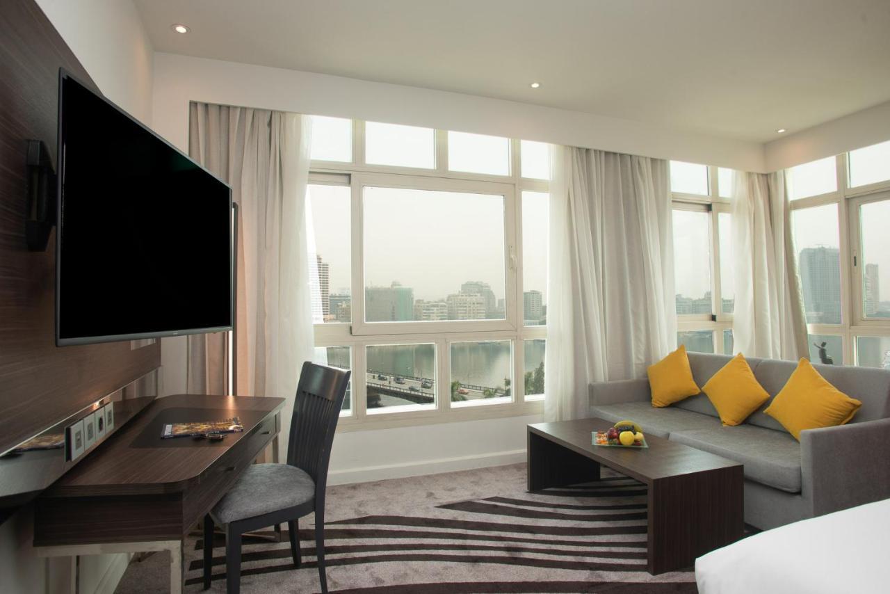 Junior Suite One Double Bed Sofa River Side