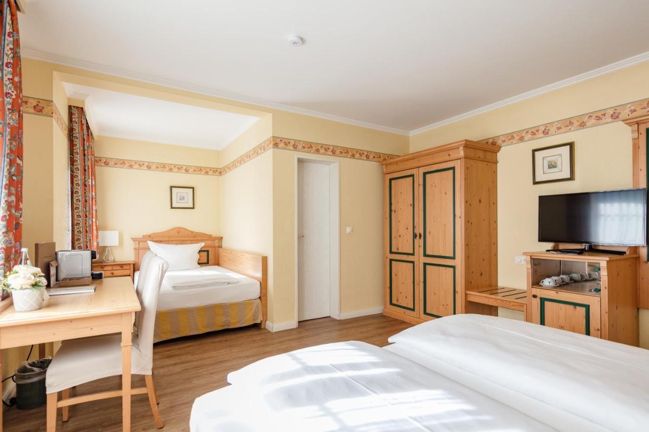 Comfort Triple Room
