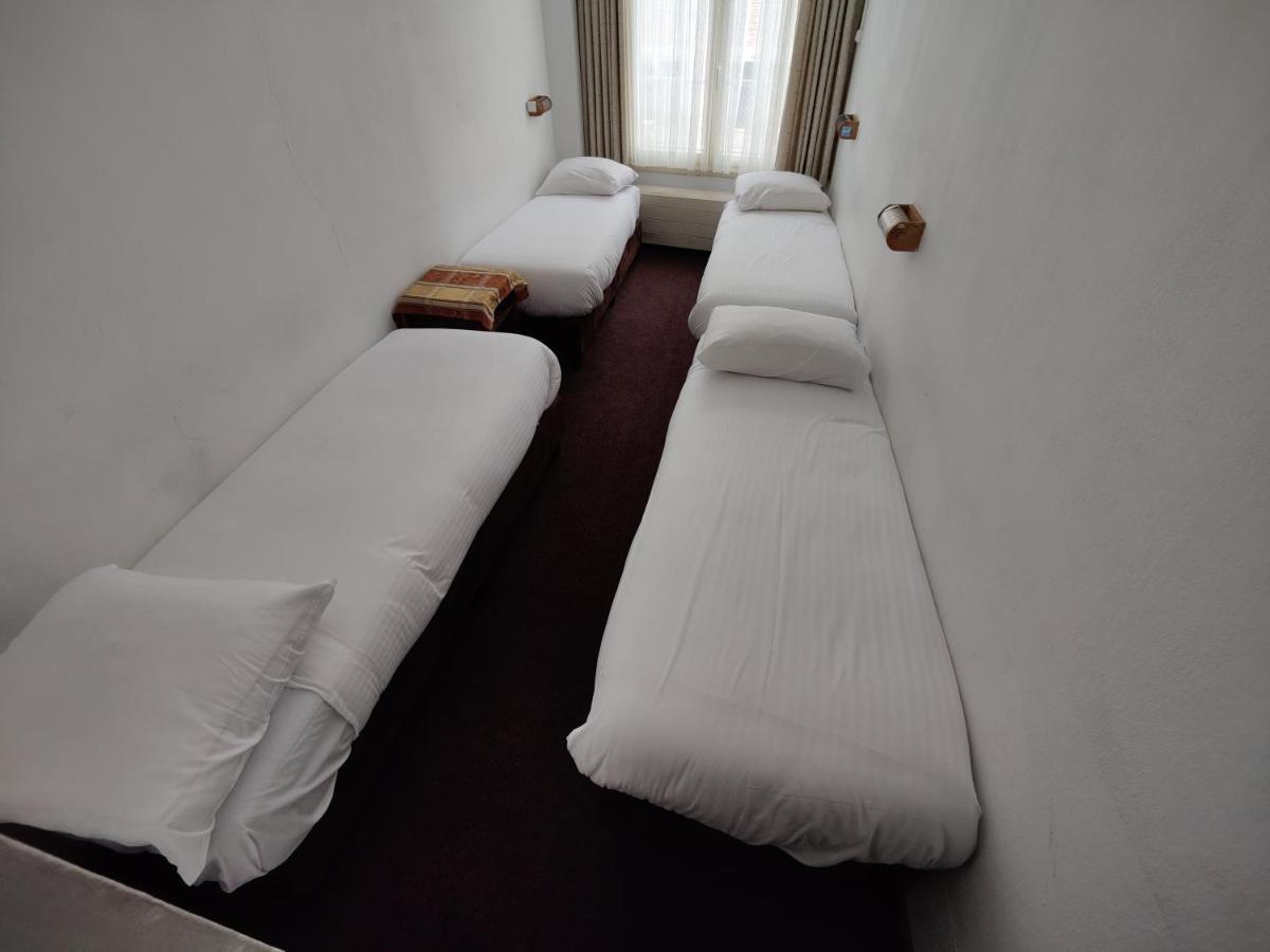 Classic Quadruple Room