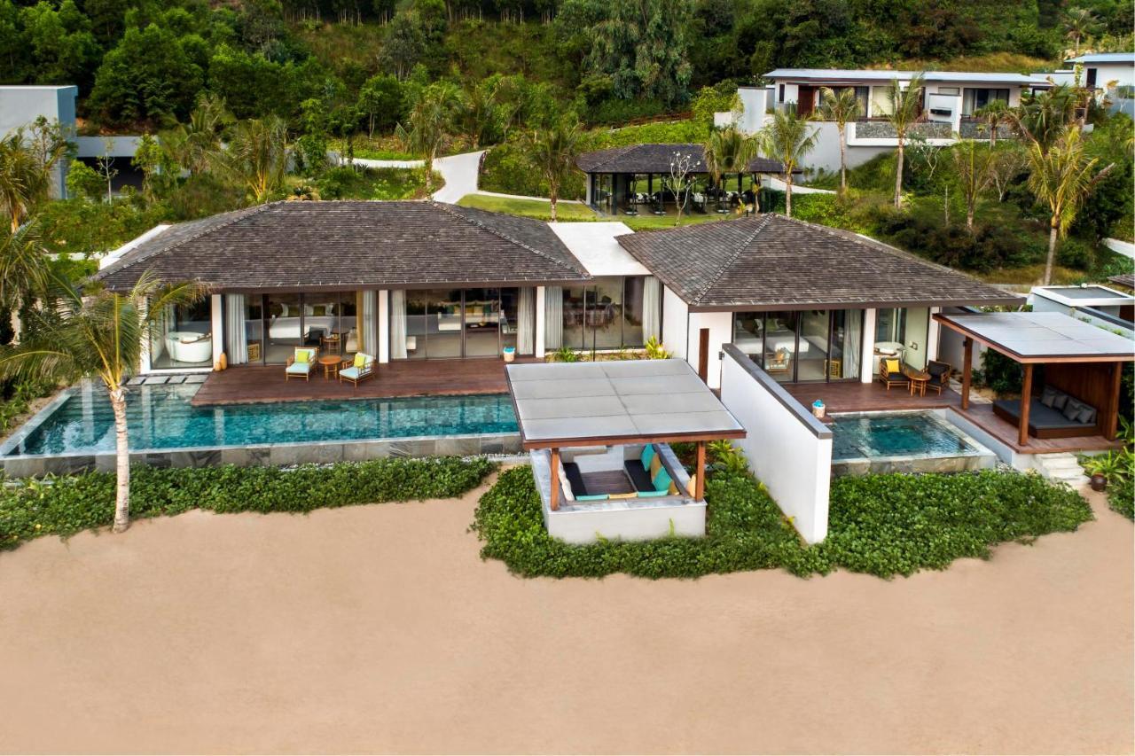 Anantara Two Bedroom Beachfront Pool Villa