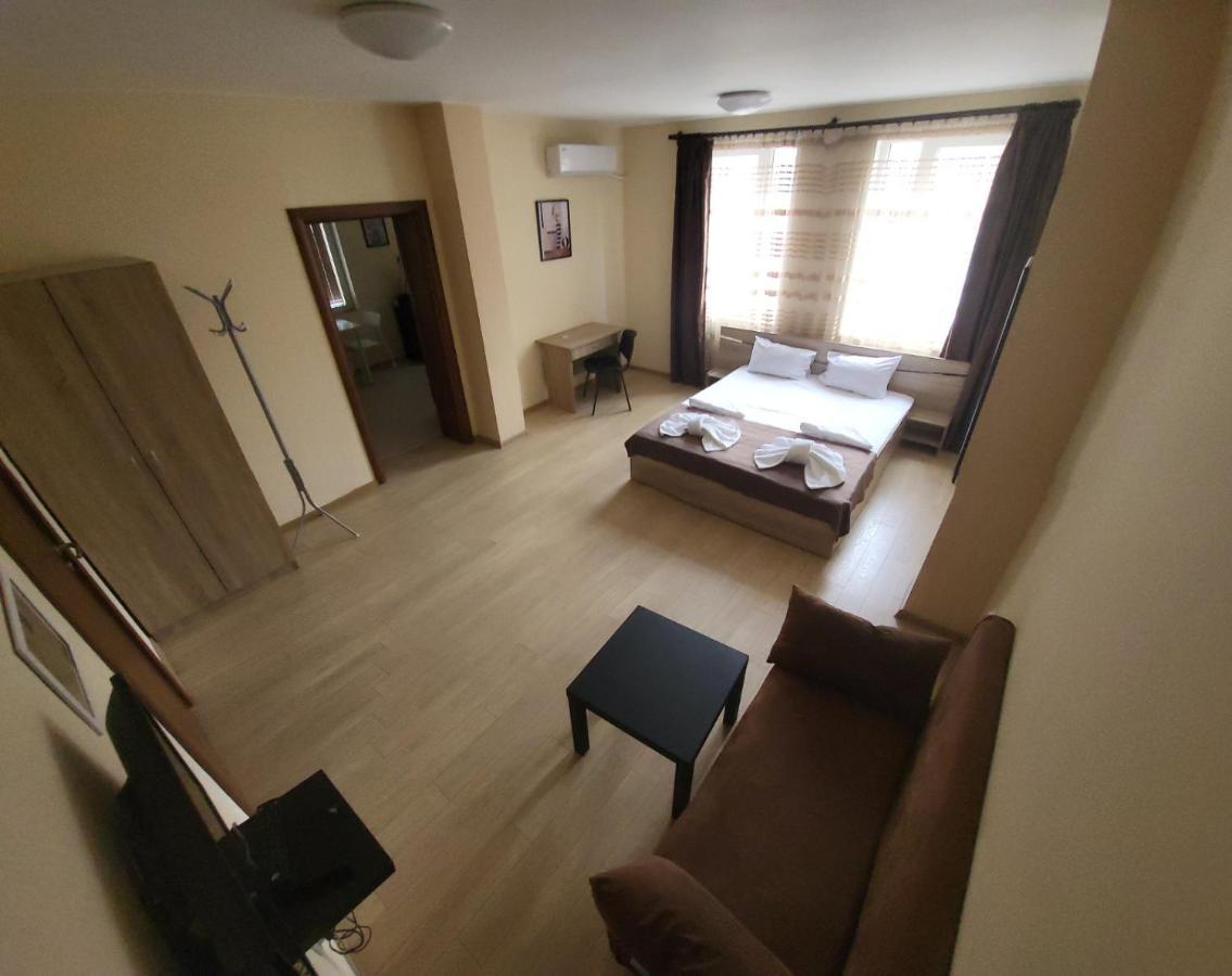 Apartment 1 double bed & 1 sofa bed