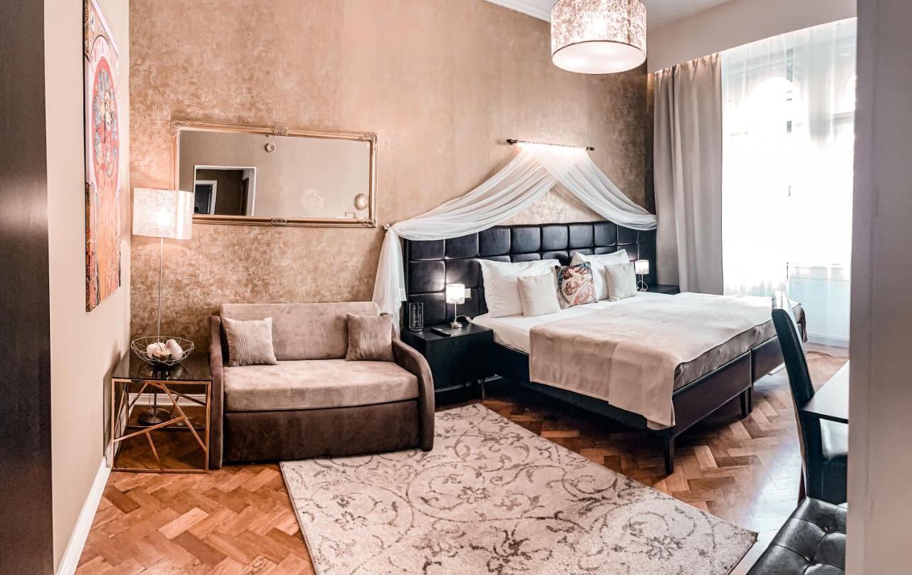 Superior Double Room with Extra Bed,1289249185:JPEG