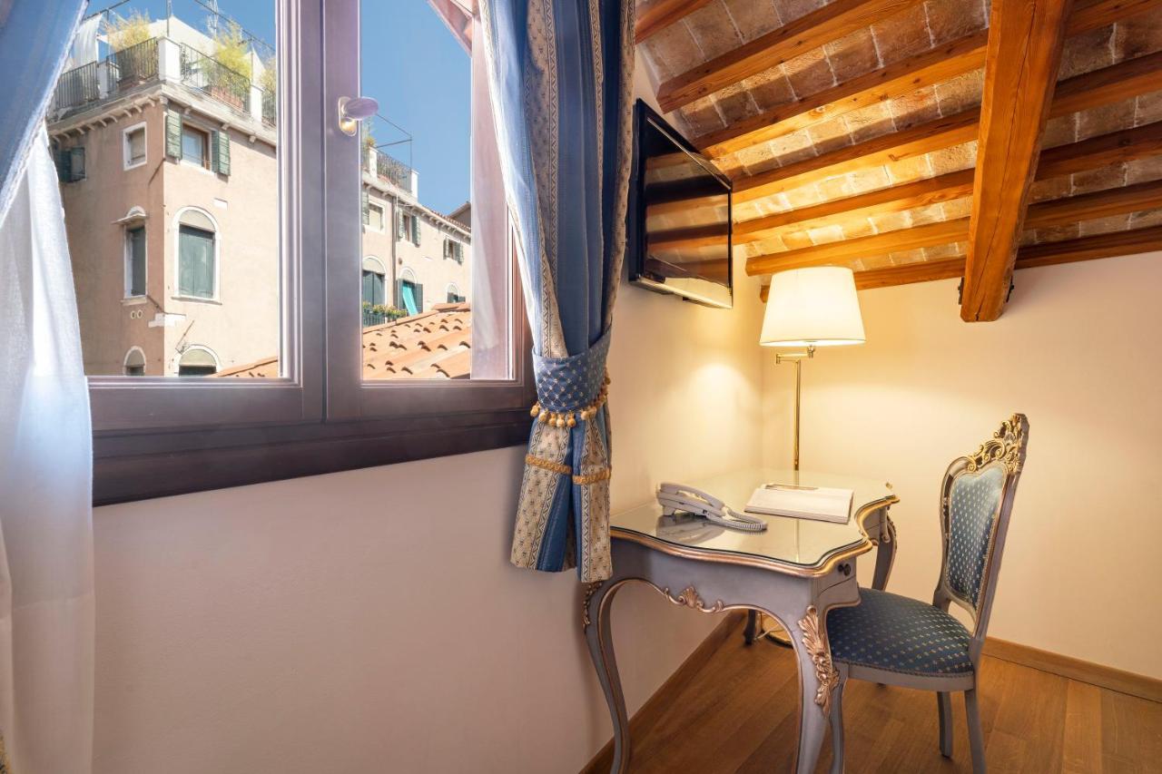 Suite Canal View