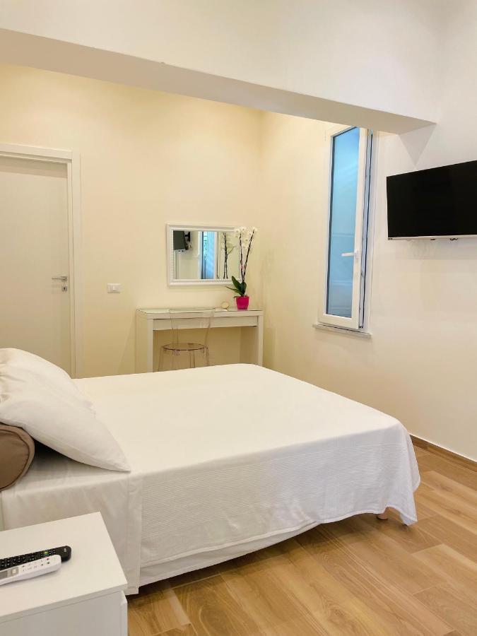 Double Room with Private Bathroom,1253367034:JPEG