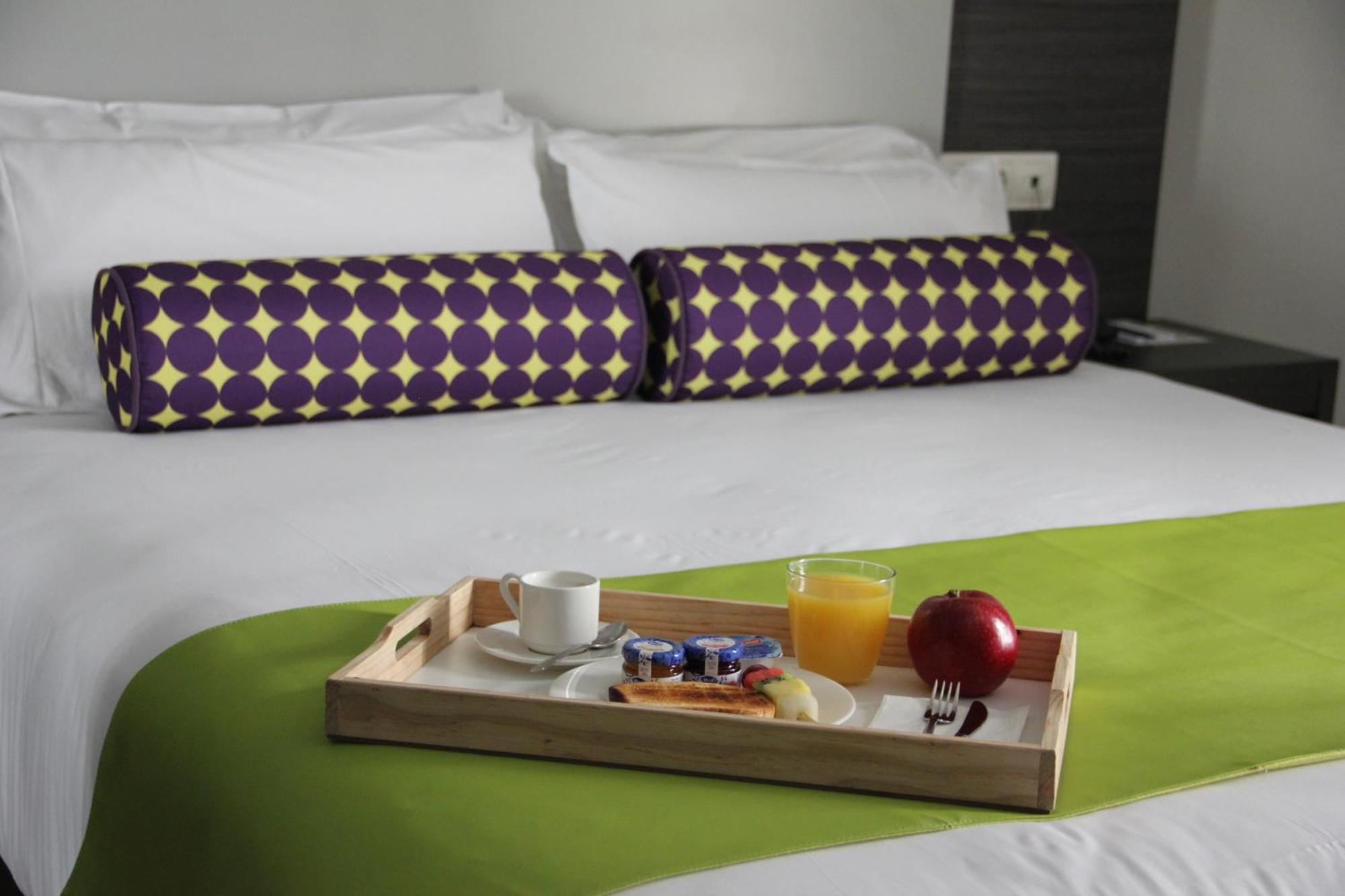 Superior Double or Twin Room,1704843228:JPEG