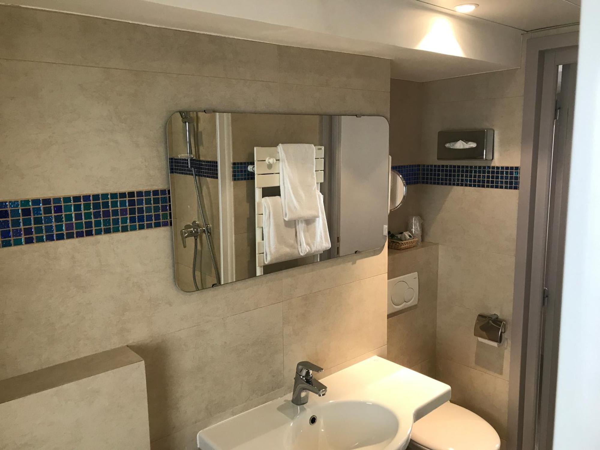 Triple Room with Patio View,1327780457:JPEG