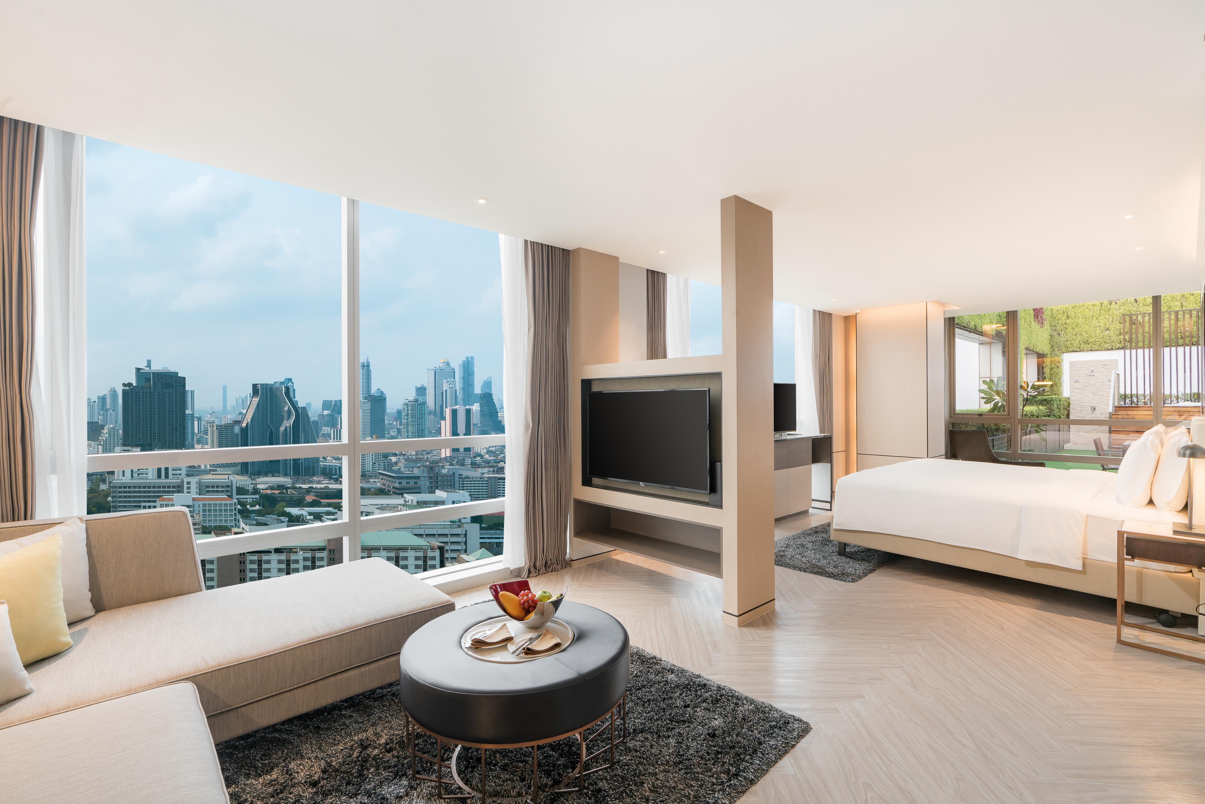 Pathumwan Terrace Suite